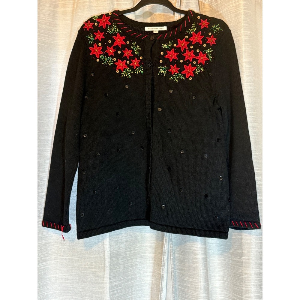 VTG Mercer Street Studio Black Poinsettia Embroidered Christmas Sweater Sz M GUC